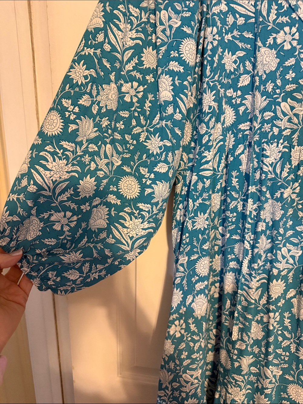 Teal Floral V-Neck Maxi Dress - Women - Picture 2 of 2